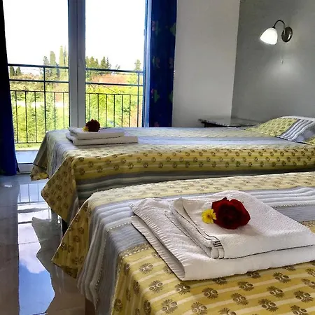 Banos And Swimming Pool Near The
