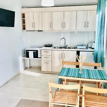 Guest house In - Banos And Swimming Pool Near The *